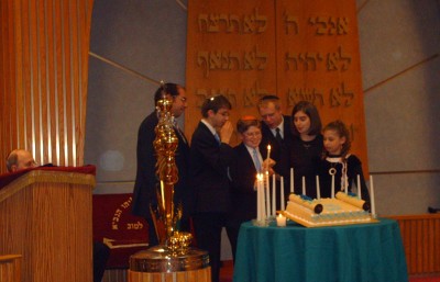 barmitzvah3.jpg (26274





    bytes)